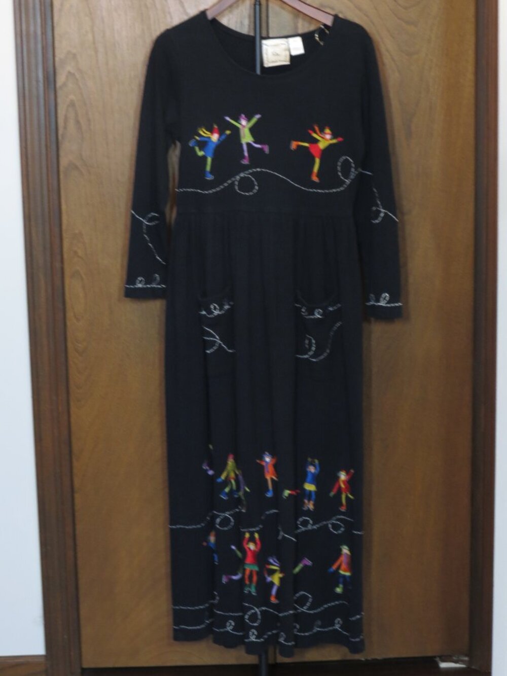 Michael Simon Lite Small Long Sleeve Dress w/Ice Skater Embroidery